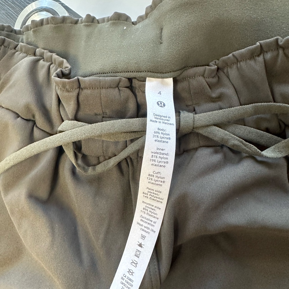 Stretch high rise jogger Dark olive